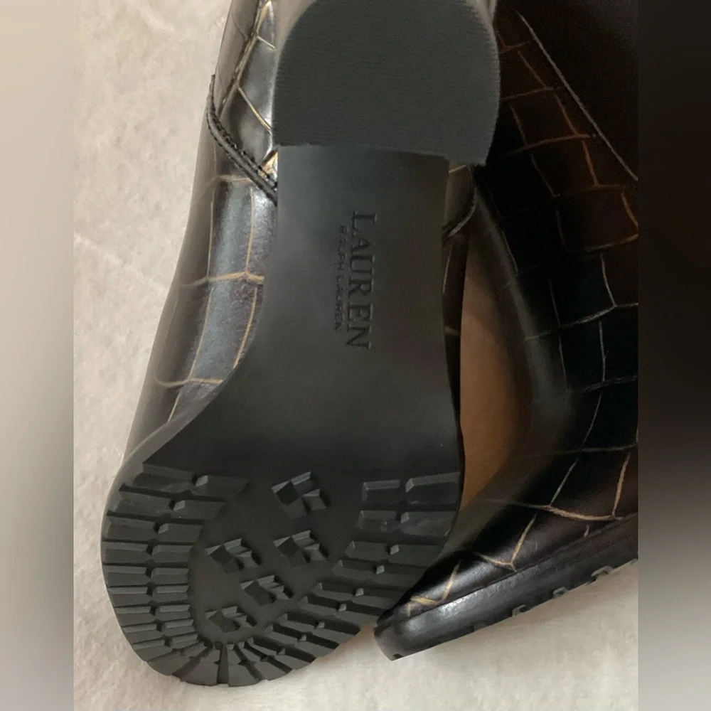 LAUREN Ralph Lauren Women Mylah Bootie Black/Modern Gold Size 8 - Picture 3 of 9